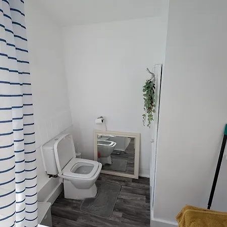 Jacob Lodge Саттон Экстерьер фото